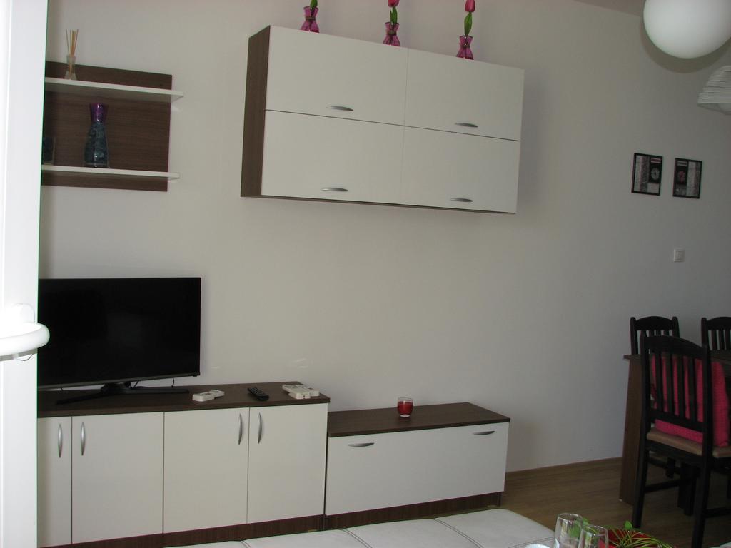 Two-Bedroom Apartment Donika ซาเรโว ภายนอก รูปภาพ
