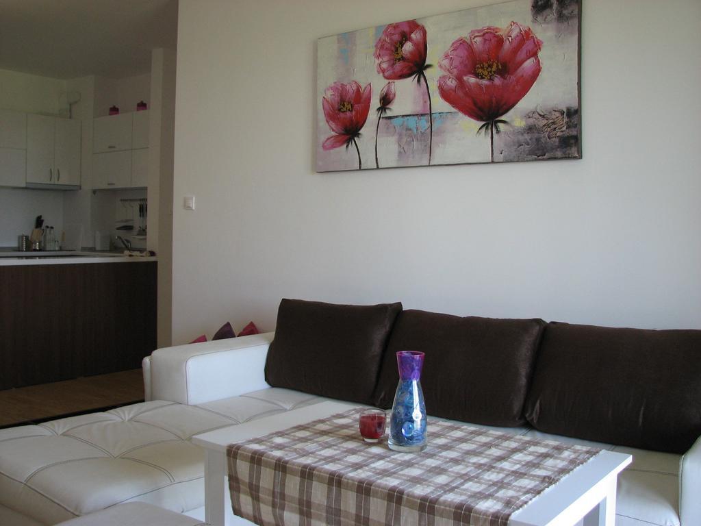 Two-Bedroom Apartment Donika ซาเรโว ภายนอก รูปภาพ