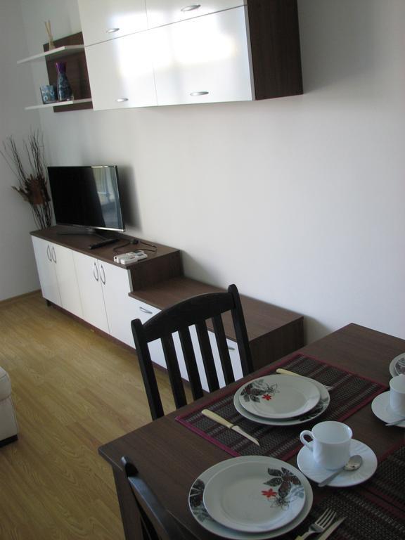 Two-Bedroom Apartment Donika ซาเรโว ภายนอก รูปภาพ