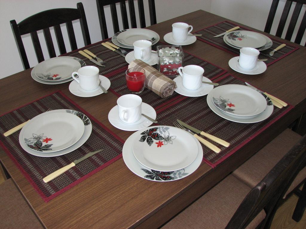 Two-Bedroom Apartment Donika ซาเรโว ภายนอก รูปภาพ