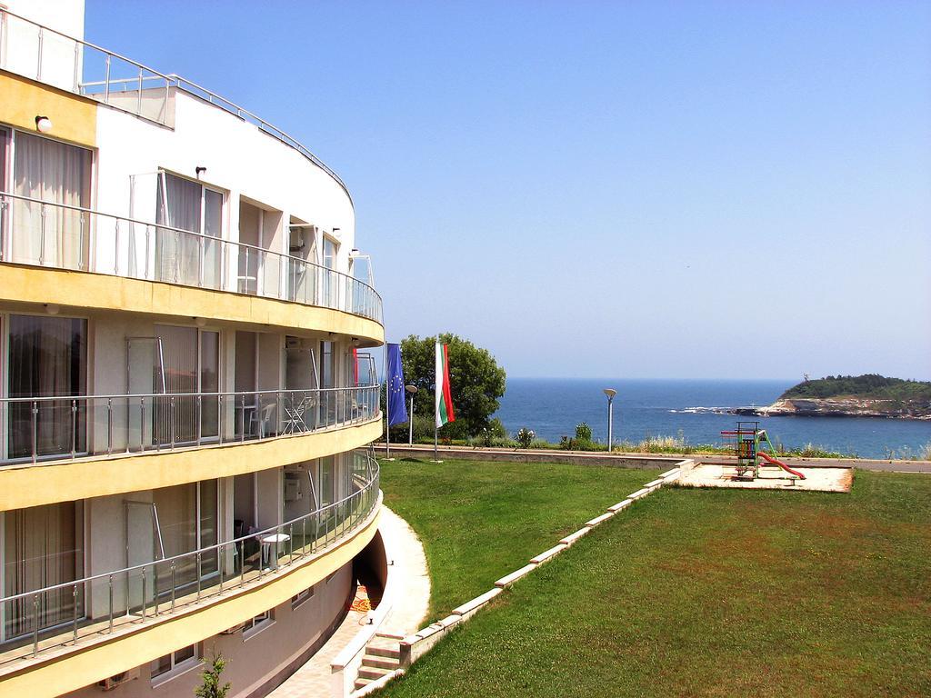 Two-Bedroom Apartment Donika ซาเรโว ภายนอก รูปภาพ