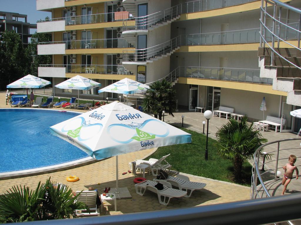 Two-Bedroom Apartment Donika ซาเรโว ภายนอก รูปภาพ