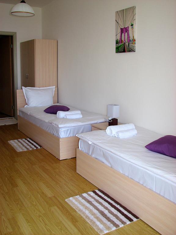 Two-Bedroom Apartment Donika ซาเรโว ภายนอก รูปภาพ